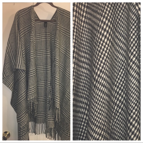 EUC East 5th Soft Parshmina wrap scarf OSFM - Picture 2 of 3